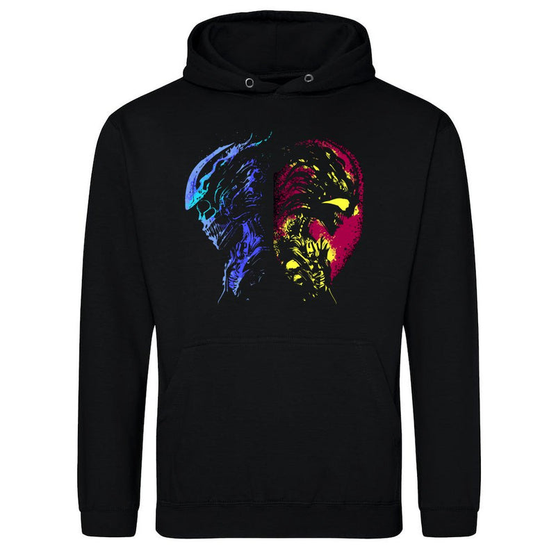 Aliens And Invaders. Mysterious Aliens als T-Shirt